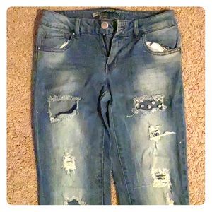 Frayed Highway Jeans w/ Rhinestones